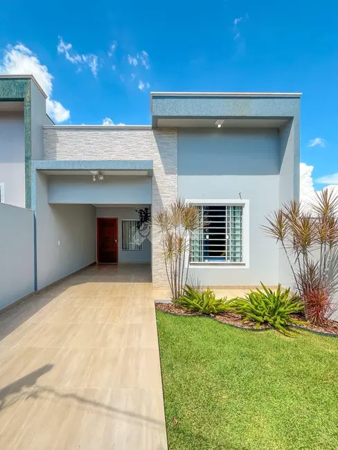 Foto 1 de Casa com 2 quartos à venda, 114m2 em Jardim Pancera, Toledo - PR