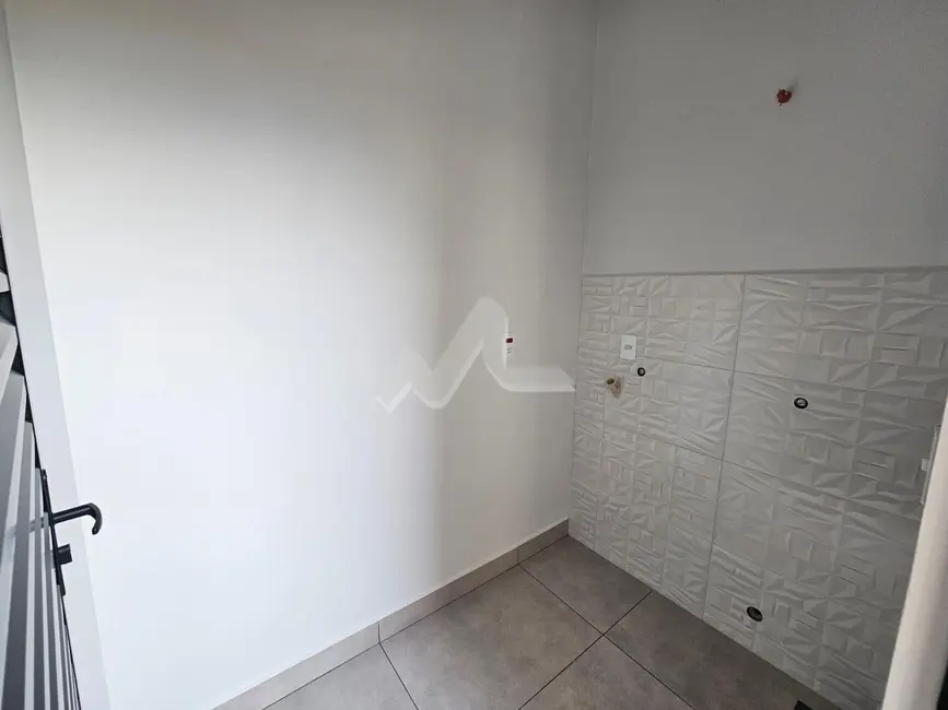 Casa com 1 quarto à venda, 61m2 em Jardim Parizzotto, Toledo - PR - imagem 8 Foto 8 de Casa com 1 quarto à venda, 61m2 em Jardim Parizzotto, Toledo - PR