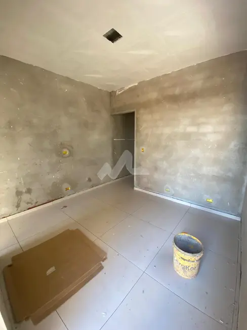 Casa à venda, 50m2 em Toledo - PR - imagem 3 Foto 3 de Casa à venda, 50m2 em Toledo - PR