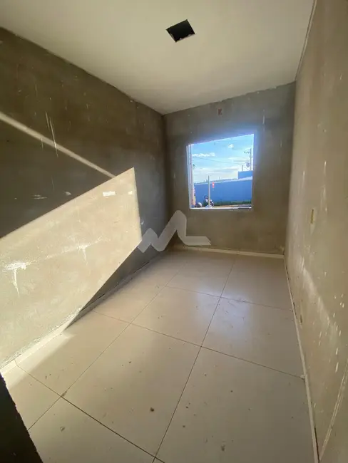 Casa à venda, 50m2 em Toledo - PR - imagem 4 Foto 4 de Casa à venda, 50m2 em Toledo - PR