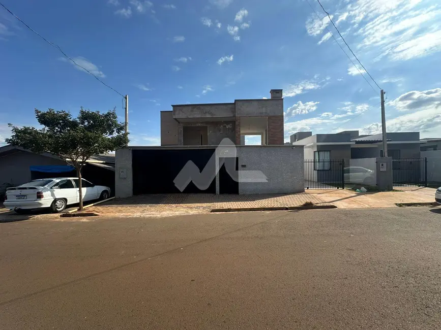 Sobrado com 2 quartos à venda, 170m2 em Jardim Coopagro, Toledo - PR - imagem 3 Foto 3 de Sobrado com 2 quartos à venda, 170m2 em Jardim Coopagro, Toledo - PR