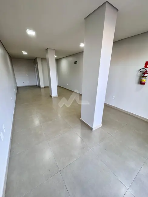 Foto 4 de Sala Comercial para alugar, 42m2 em Vila Industrial, Toledo - PR