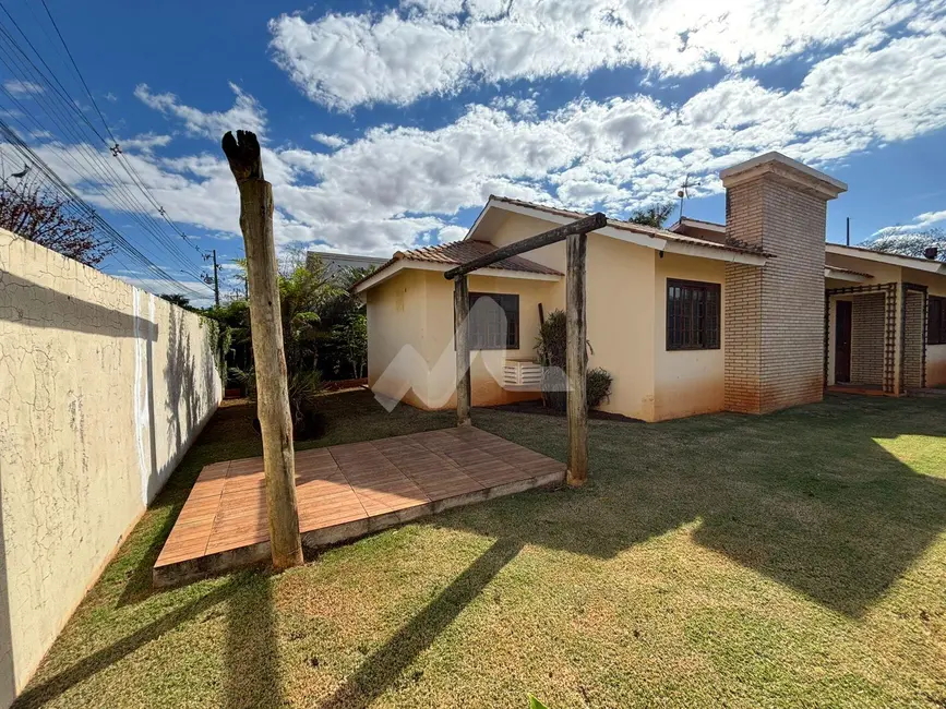 Casa com 3 quartos à venda, 242m2 em Jardim Pancera, Toledo - PR - imagem 5 Foto 5 de Casa com 3 quartos à venda, 242m2 em Jardim Pancera, Toledo - PR
