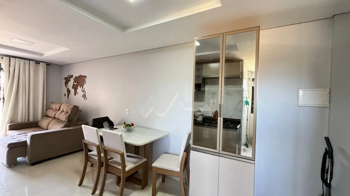 Foto 6 de Apartamento com 2 quartos para alugar, 58m2 em Vila Becker, Toledo - PR