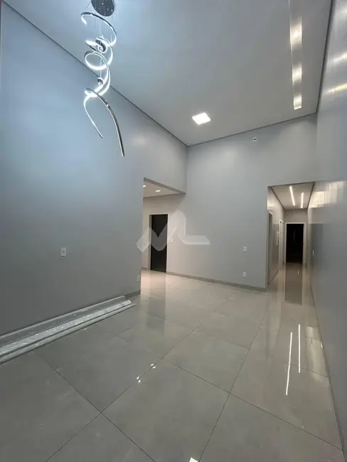Casa com 2 quartos à venda, 126m2 em Tocantins, Toledo - PR - imagem 5 Foto 5 de Casa com 2 quartos à venda, 126m2 em Tocantins, Toledo - PR
