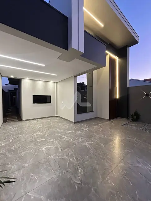 Casa com 2 quartos à venda, 126m2 em Tocantins, Toledo - PR - imagem 3 Foto 3 de Casa com 2 quartos à venda, 126m2 em Tocantins, Toledo - PR