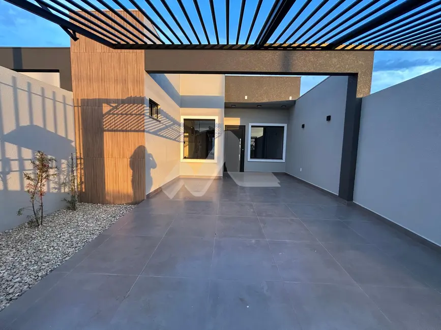 Foto 2 de Casa com 1 quarto à venda, 65m2 em Jardim Coopagro, Toledo - PR