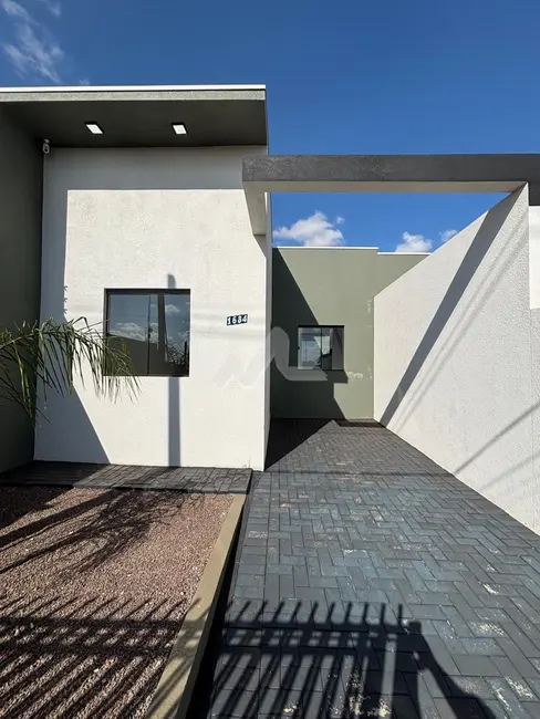 Casa à venda em Pinheirinho, Toledo - PR - imagem 3 Foto 3 de Casa à venda em Pinheirinho, Toledo - PR
