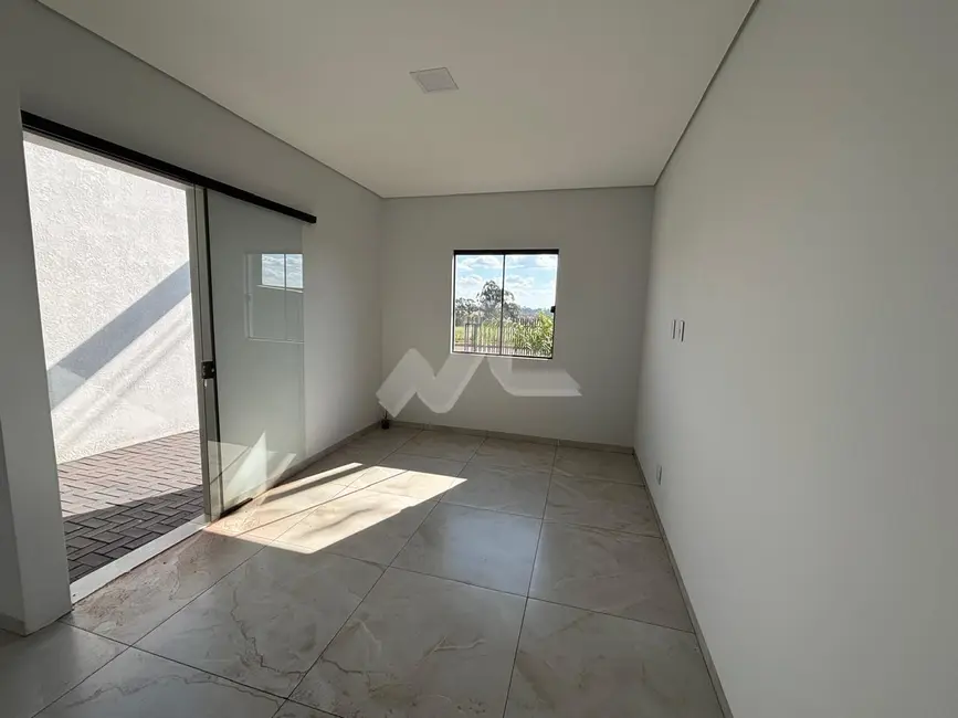 Casa à venda em Pinheirinho, Toledo - PR - imagem 5 Foto 5 de Casa à venda em Pinheirinho, Toledo - PR