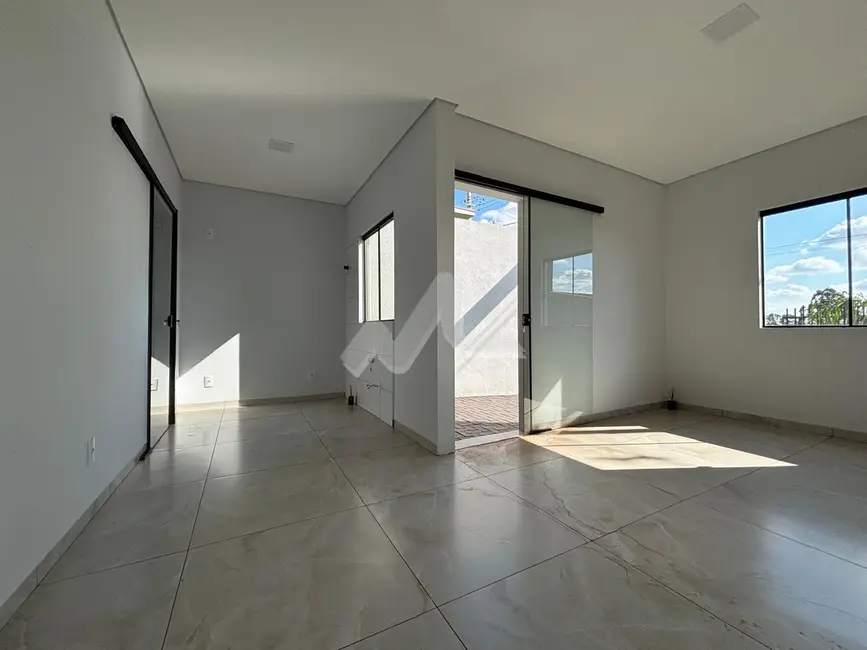 Casa à venda em Pinheirinho, Toledo - PR - imagem 7 Foto 7 de Casa à venda em Pinheirinho, Toledo - PR