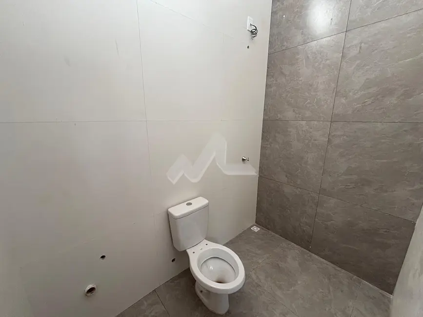 Casa à venda em Pinheirinho, Toledo - PR - imagem 8 Foto 8 de Casa à venda em Pinheirinho, Toledo - PR