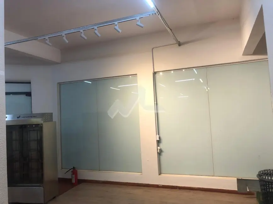 Sala Comercial para alugar, 120m2 em Toledo - PR - imagem 4 Foto 4 de Sala Comercial para alugar, 120m2 em Toledo - PR