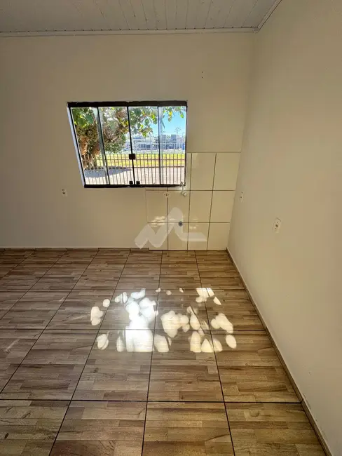 Foto 8 de Casa com 2 quartos para alugar, 49m2 em Jardim Coopagro, Toledo - PR