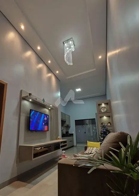 Casa com 1 quarto à venda, 83m2 em Jardim Coopagro, Toledo - PR - imagem 3 Foto 3 de Casa com 1 quarto à venda, 83m2 em Jardim Coopagro, Toledo - PR
