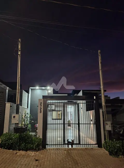 Foto 1 de Casa com 1 quarto à venda, 83m2 em Jardim Coopagro, Toledo - PR
