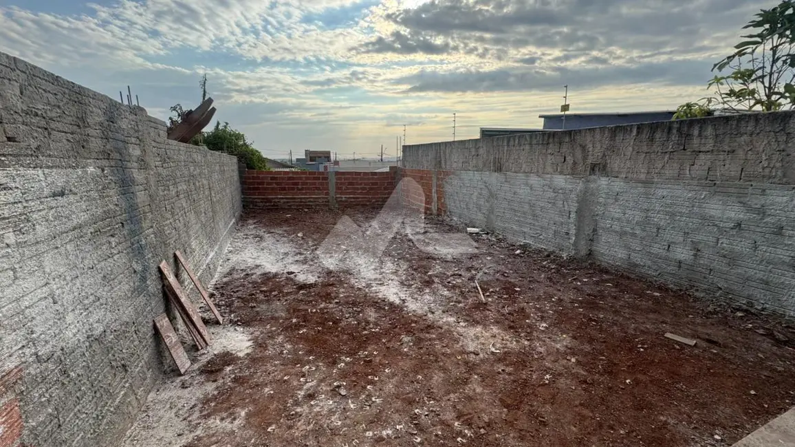 Casa à venda, 62m2 em São Francisco, Toledo - PR - imagem 8 Foto 8 de Casa à venda, 62m2 em São Francisco, Toledo - PR