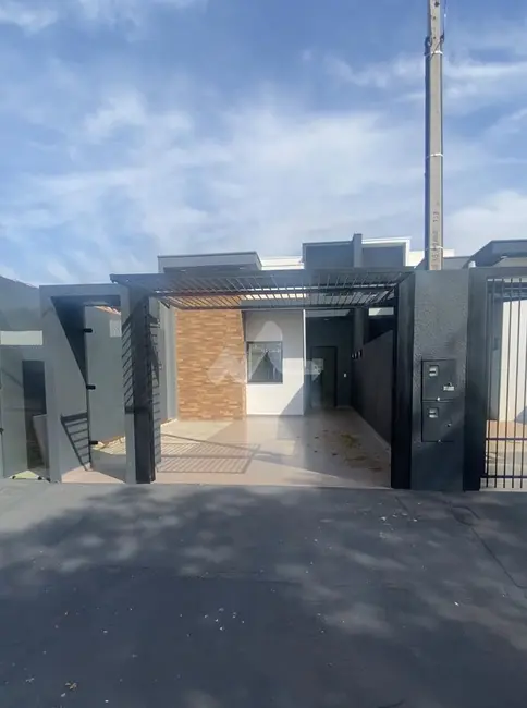 Foto 1 de Casa à venda em Jardim Coopagro, Toledo - PR