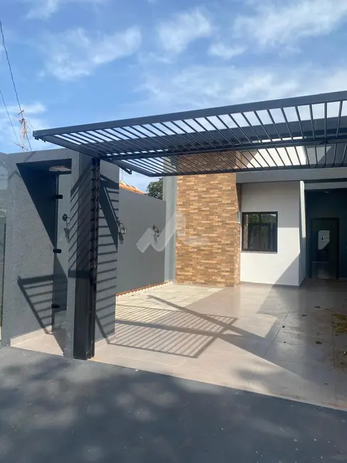 Foto 2 de Casa à venda em Jardim Coopagro, Toledo - PR