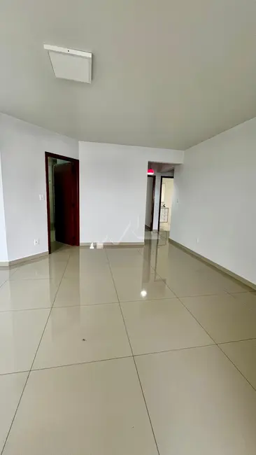 Apartamento com 2 quartos à venda e para alugar, 152m2 em Centro, Toledo - PR - imagem 7 Foto 7 de Apartamento com 2 quartos à venda e para alugar, 152m2 em Centro, Toledo - PR