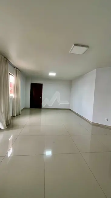Apartamento com 2 quartos à venda e para alugar, 152m2 em Centro, Toledo - PR - imagem 8 Foto 8 de Apartamento com 2 quartos à venda e para alugar, 152m2 em Centro, Toledo - PR