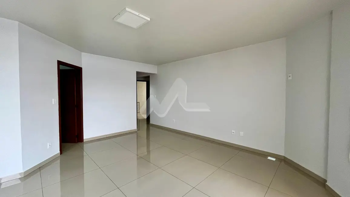 Apartamento com 2 quartos à venda e para alugar, 152m2 em Centro, Toledo - PR - imagem 5 Foto 5 de Apartamento com 2 quartos à venda e para alugar, 152m2 em Centro, Toledo - PR