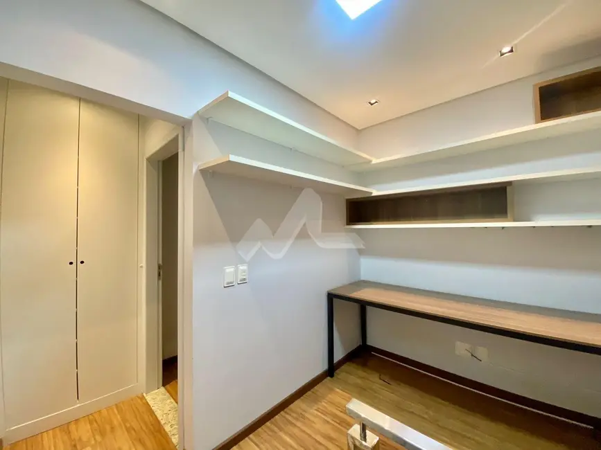 Sobrado à venda, 124m2 em Jardim Gisela, Toledo - PR - imagem 9 Foto 9 de Sobrado à venda, 124m2 em Jardim Gisela, Toledo - PR