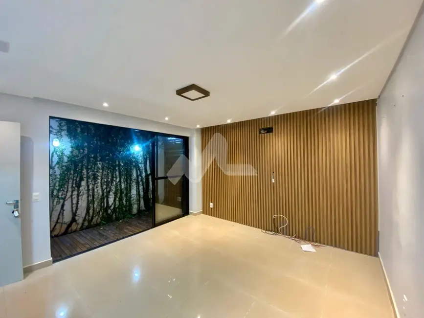 Sobrado à venda, 124m2 em Jardim Gisela, Toledo - PR - imagem 3 Foto 3 de Sobrado à venda, 124m2 em Jardim Gisela, Toledo - PR