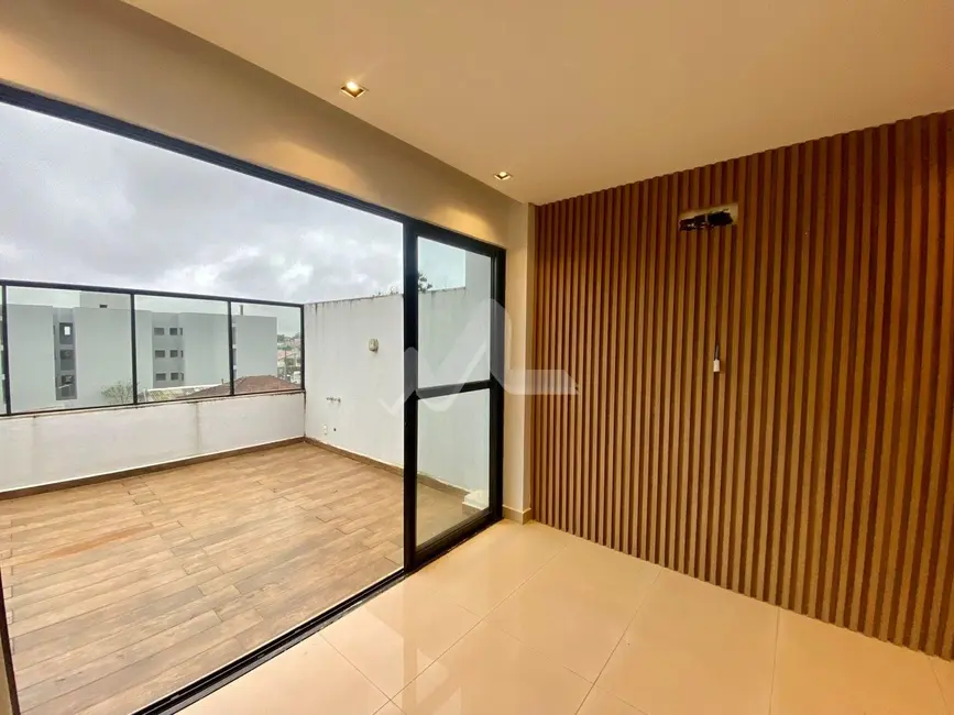 Sobrado à venda, 124m2 em Jardim Gisela, Toledo - PR - imagem 13 Foto 13 de Sobrado à venda, 124m2 em Jardim Gisela, Toledo - PR