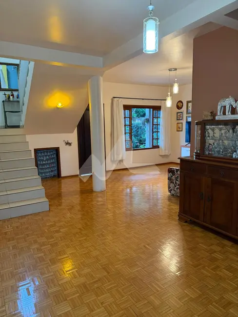 Sobrado com 2 quartos para alugar, 172m2 em Jardim Pancera, Toledo - PR - imagem 7 Foto 7 de Sobrado com 2 quartos para alugar, 172m2 em Jardim Pancera, Toledo - PR