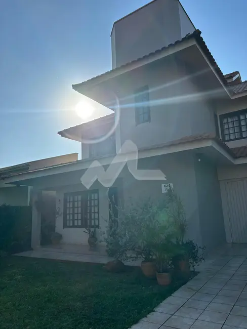 Sobrado com 2 quartos para alugar, 172m2 em Jardim Pancera, Toledo - PR - imagem 2 Foto 2 de Sobrado com 2 quartos para alugar, 172m2 em Jardim Pancera, Toledo - PR