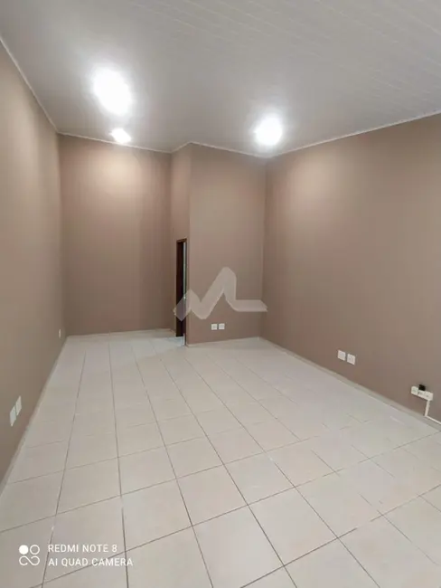 Sala Comercial para alugar, 20m2 em Centro, Toledo - PR - imagem 5 Foto 5 de Sala Comercial para alugar, 20m2 em Centro, Toledo - PR