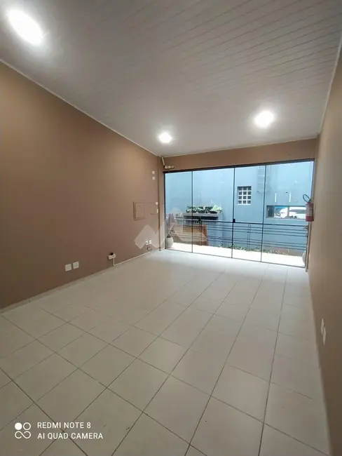 Sala Comercial para alugar, 20m2 em Centro, Toledo - PR - imagem 6 Foto 6 de Sala Comercial para alugar, 20m2 em Centro, Toledo - PR