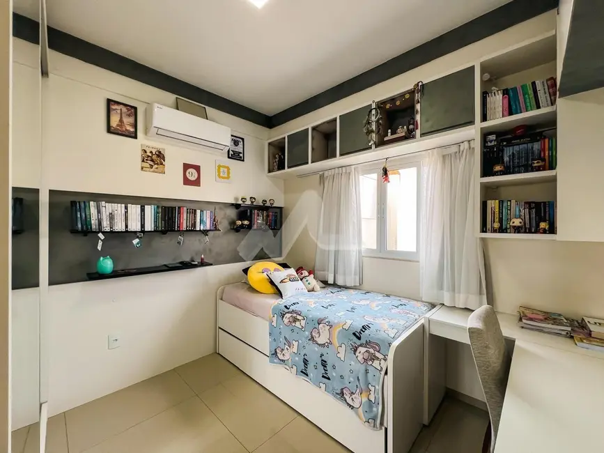 Foto 2 de Casa com 3 quartos à venda, 197m2 em Jardim Gisela, Toledo - PR