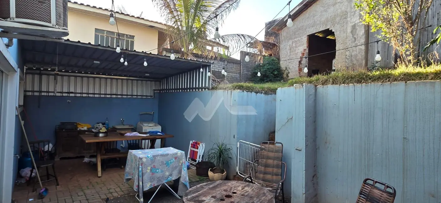 Sobrado à venda, 131m2 em Centro, Toledo - PR - imagem 4 Foto 4 de Sobrado à venda, 131m2 em Centro, Toledo - PR