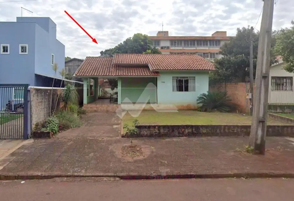 Foto 1 de Casa à venda, 90m2 em Centro, Toledo - PR