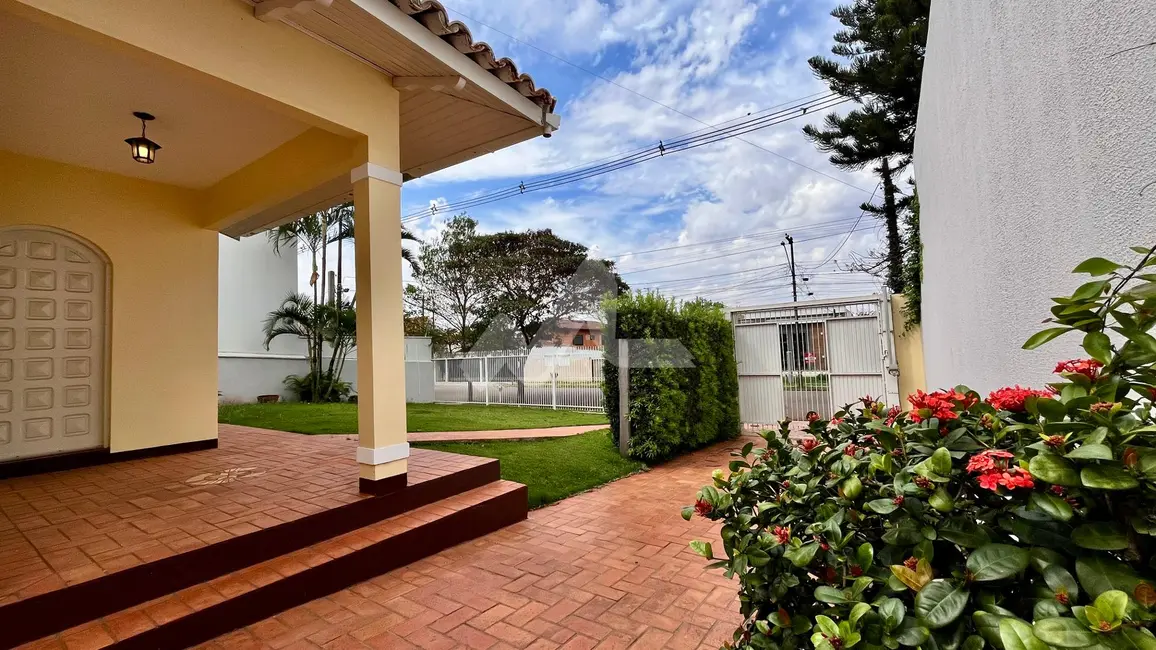 Casa com 3 quartos à venda, 231m2 em Jardim La Salle, Toledo - PR - imagem 6 Foto 6 de Casa com 3 quartos à venda, 231m2 em Jardim La Salle, Toledo - PR