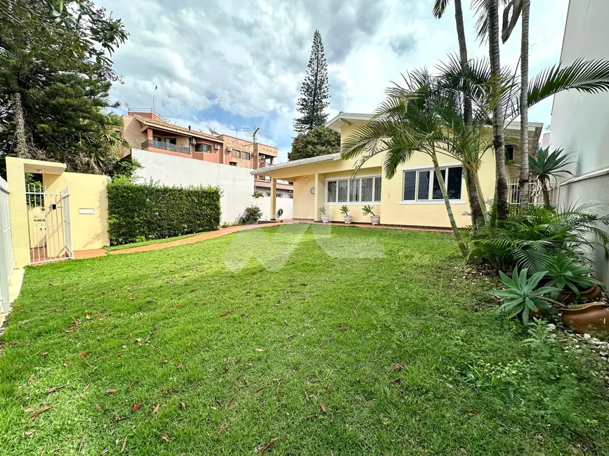 Casa com 3 quartos à venda, 231m2 em Jardim La Salle, Toledo - PR - imagem 1 Foto 1 de Casa com 3 quartos à venda, 231m2 em Jardim La Salle, Toledo - PR