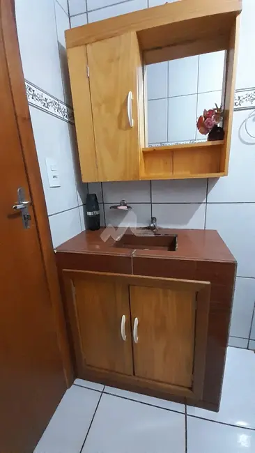 Casa à venda em Toledo - PR - imagem 7 Foto 7 de Casa à venda em Toledo - PR