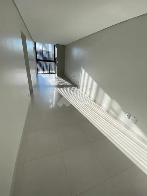 Apartamento com 2 quartos para alugar, 76m2 em Jardim Porto Alegre, Toledo - PR - imagem 9 Foto 9 de Apartamento com 2 quartos para alugar, 76m2 em Jardim Porto Alegre, Toledo - PR