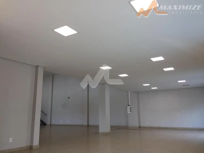 Foto 8 de Sala Comercial para alugar, 380m2 em Vila Becker, Toledo - PR