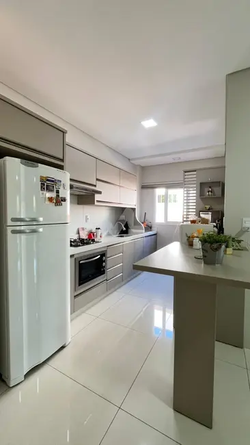 Apartamento com 2 quartos à venda, 75m2 em Jardim Santa Maria, Toledo - PR - imagem 5 Foto 5 de Apartamento com 2 quartos à venda, 75m2 em Jardim Santa Maria, Toledo - PR