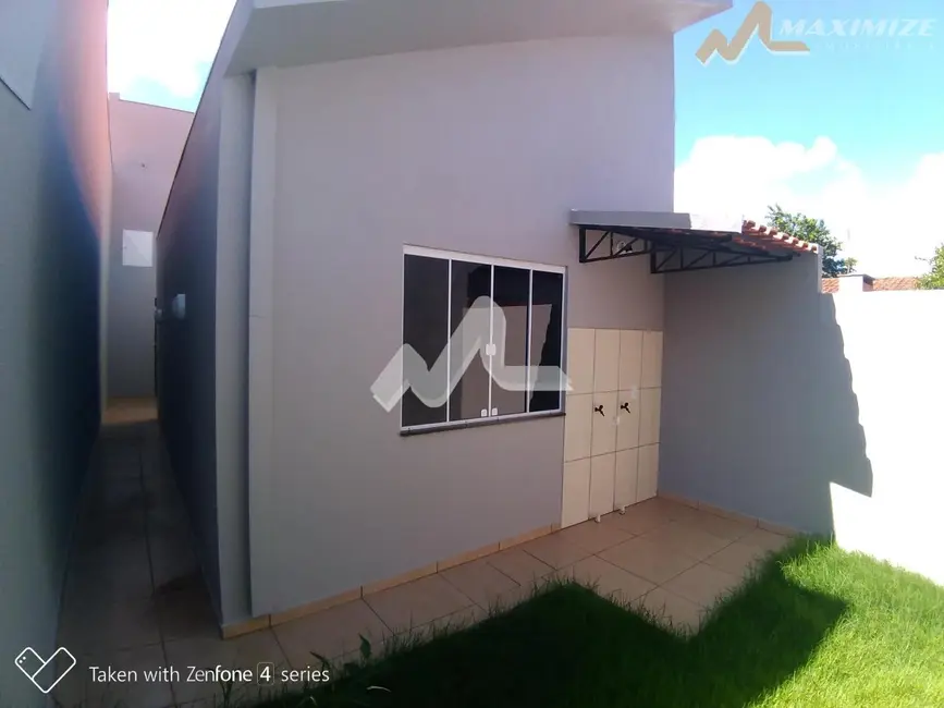 Casa com 2 quartos à venda, 63m2 em Jardim Coopagro, Toledo - PR - imagem 8 Foto 8 de Casa com 2 quartos à venda, 63m2 em Jardim Coopagro, Toledo - PR