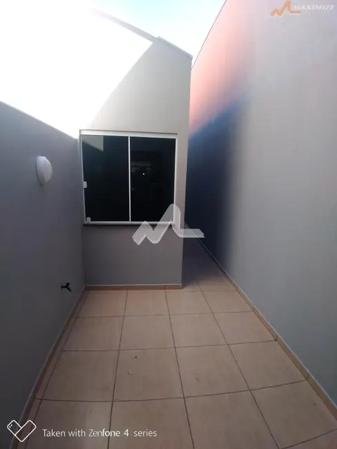 Casa com 2 quartos à venda, 63m2 em Jardim Coopagro, Toledo - PR - imagem 9 Foto 9 de Casa com 2 quartos à venda, 63m2 em Jardim Coopagro, Toledo - PR