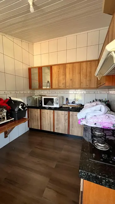 Foto 8 de Casa com 3 quartos para alugar, 203m2 em Vila Becker, Toledo - PR