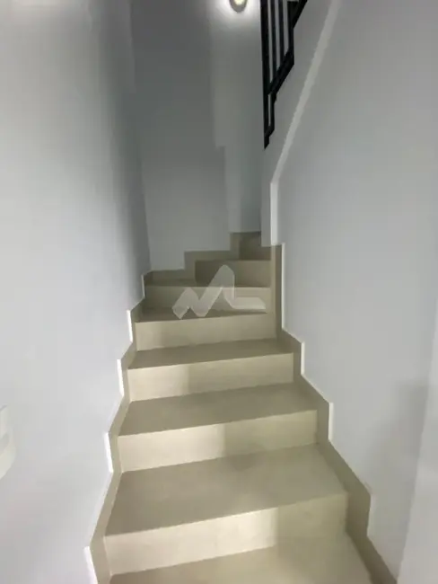 Sobrado com 3 quartos à venda, 118m2 em Jardim Santa Maria, Toledo - PR - imagem 7 Foto 7 de Sobrado com 3 quartos à venda, 118m2 em Jardim Santa Maria, Toledo - PR