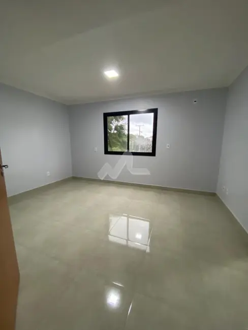 Sobrado com 3 quartos à venda, 118m2 em Jardim Santa Maria, Toledo - PR - imagem 3 Foto 3 de Sobrado com 3 quartos à venda, 118m2 em Jardim Santa Maria, Toledo - PR