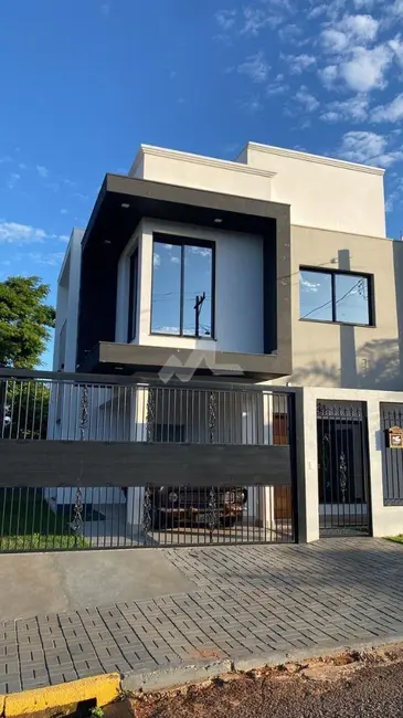 Sobrado com 3 quartos à venda, 118m2 em Jardim Santa Maria, Toledo - PR - imagem 1 Foto 1 de Sobrado com 3 quartos à venda, 118m2 em Jardim Santa Maria, Toledo - PR