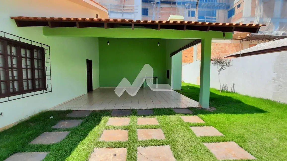Casa com 2 quartos à venda, 168m2 em Vila Industrial, Toledo - PR - imagem 5 Foto 5 de Casa com 2 quartos à venda, 168m2 em Vila Industrial, Toledo - PR