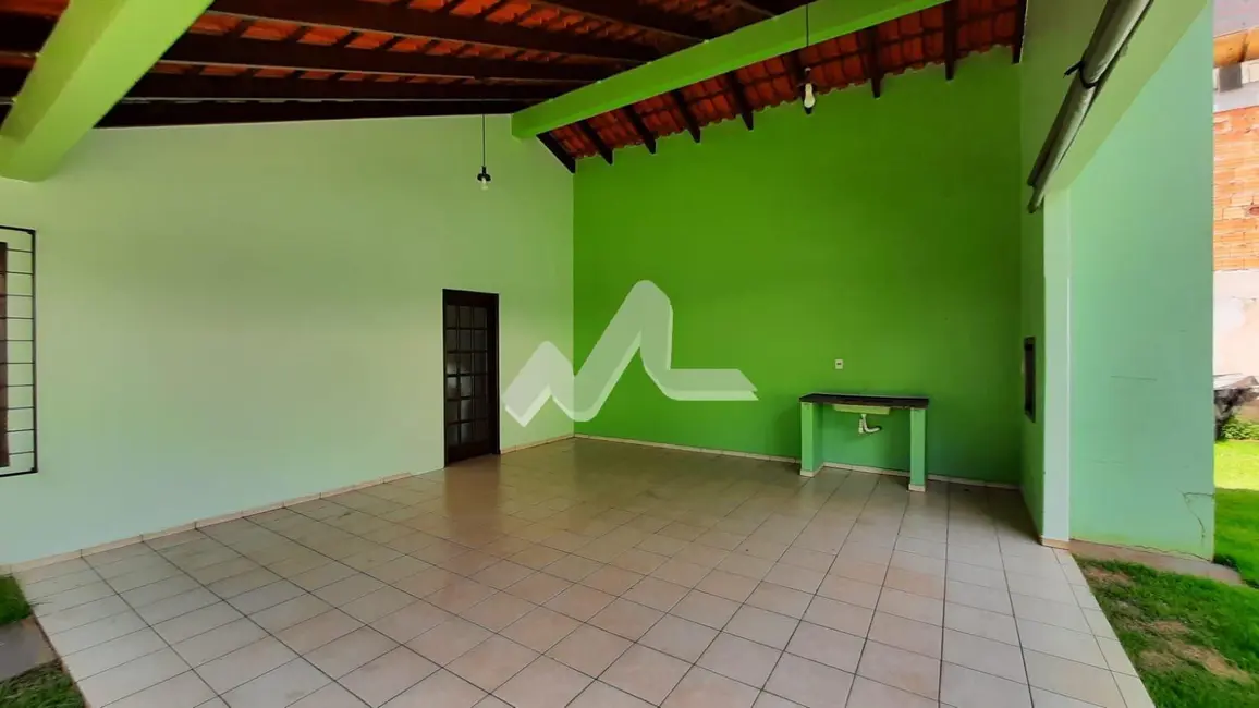 Casa com 2 quartos à venda, 168m2 em Vila Industrial, Toledo - PR - imagem 8 Foto 8 de Casa com 2 quartos à venda, 168m2 em Vila Industrial, Toledo - PR
