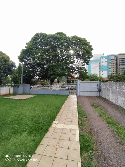 Foto 2 de Apartamento com 2 quartos para alugar em Centro, Toledo - PR